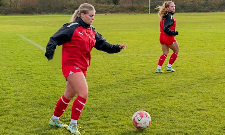 Leanne Bates, first half hat-trick in 36 minutes