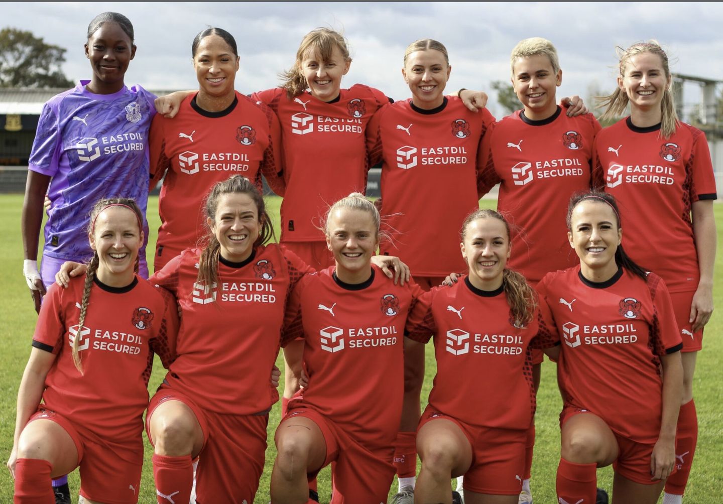Chessington & Hook Utd women's team