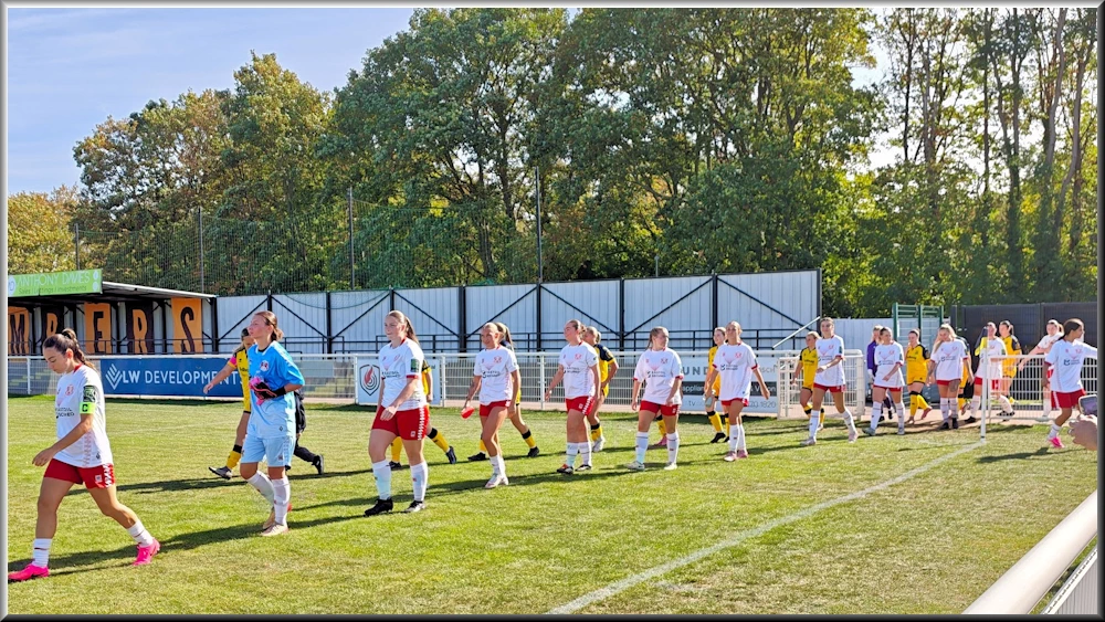 Leyton Orient Women : from LOFCwomen.com