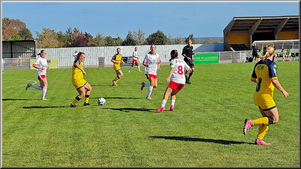 Leyton Orient Women : from LOFCwomen.com