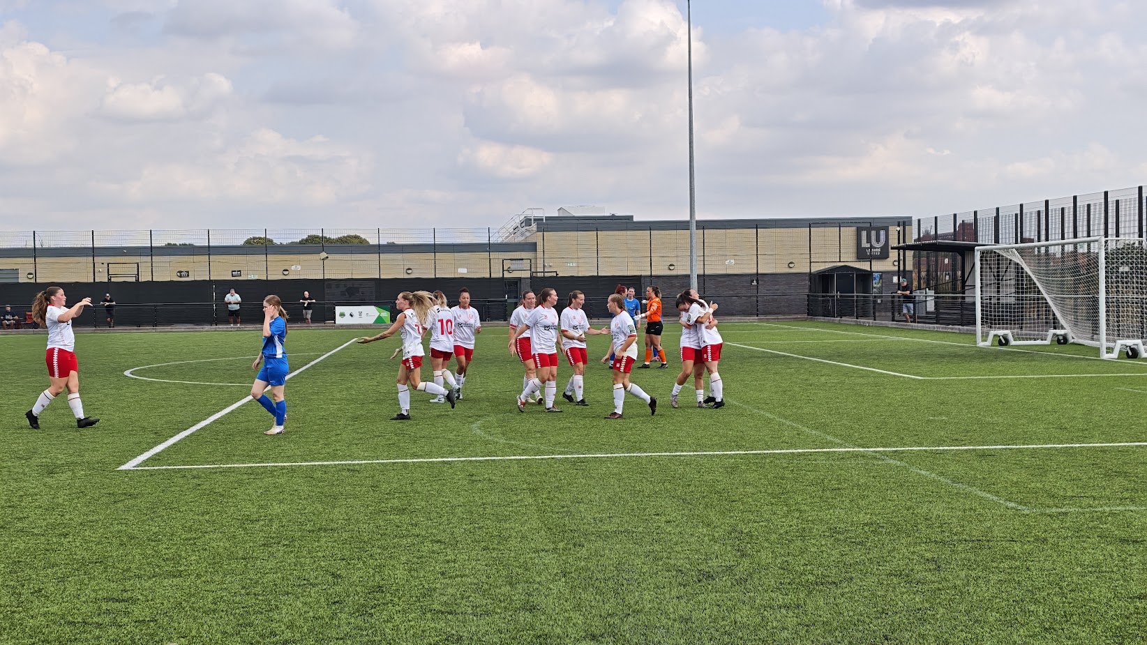 Toby Ladies 0:4 Leyton Orient