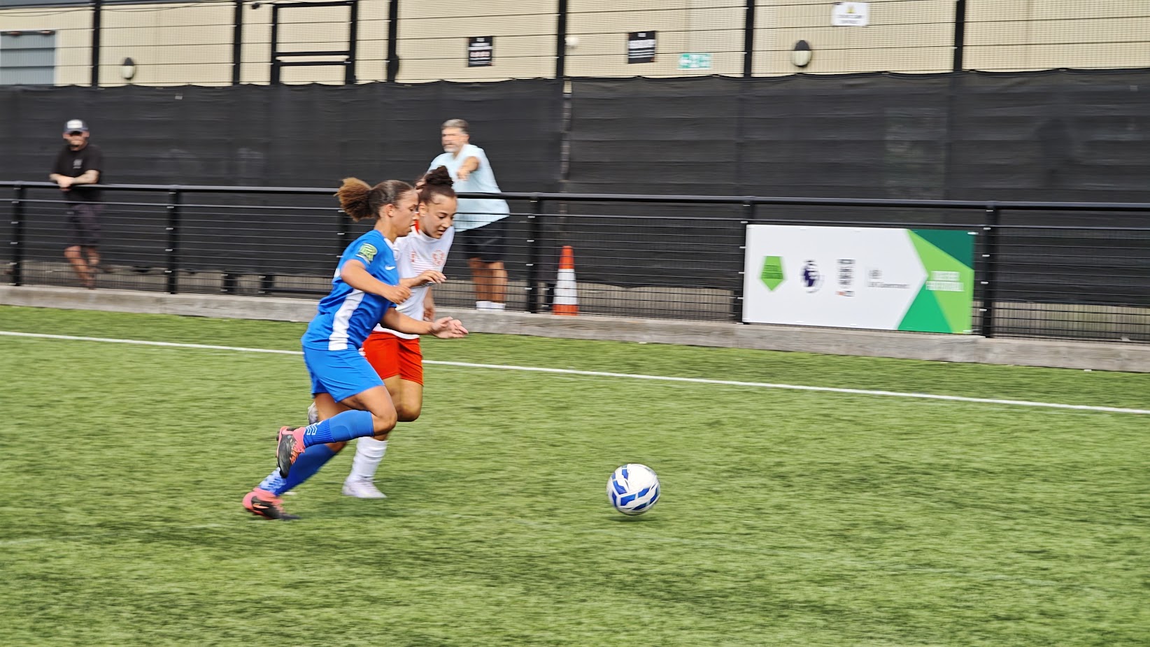 Toby Ladies 0:4 Leyton Orient
