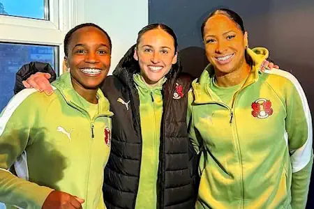 the crowd at Farnham