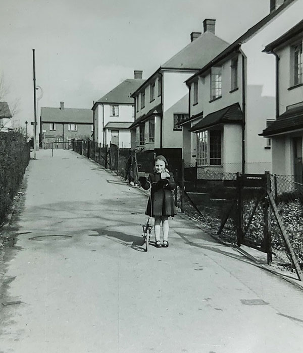 A view up the alley at Kirby Close.